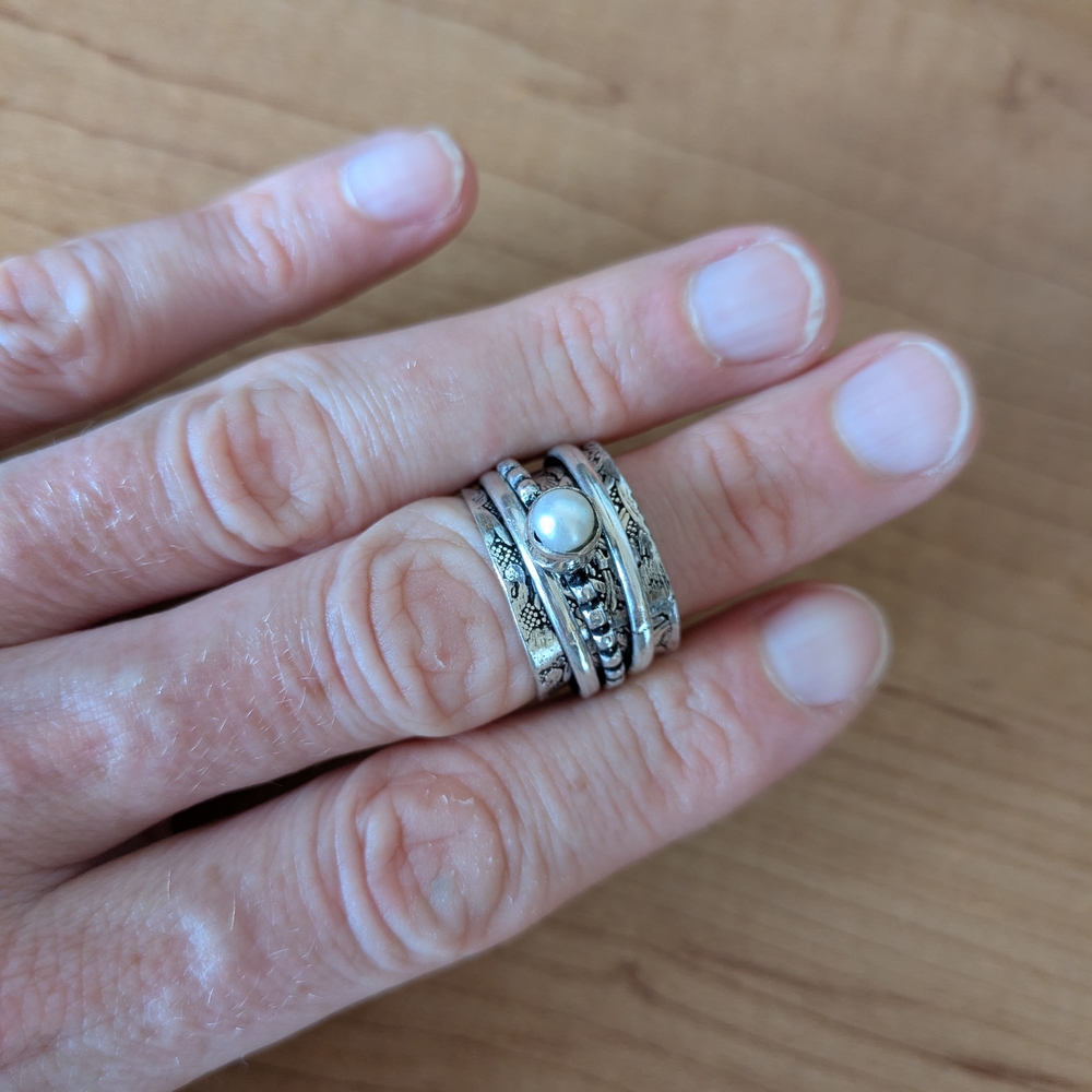 Silver Pearl Ring Set